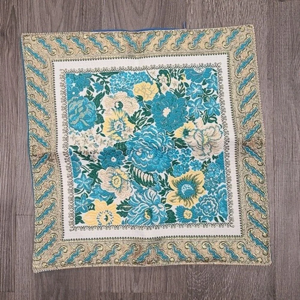 Embroided Square Accent Pillowcase